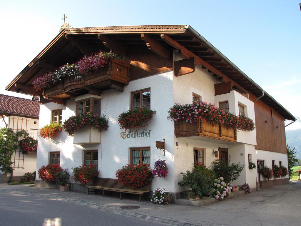 Ferienwohnung Schusterhof Innsbruck Zimmer foto